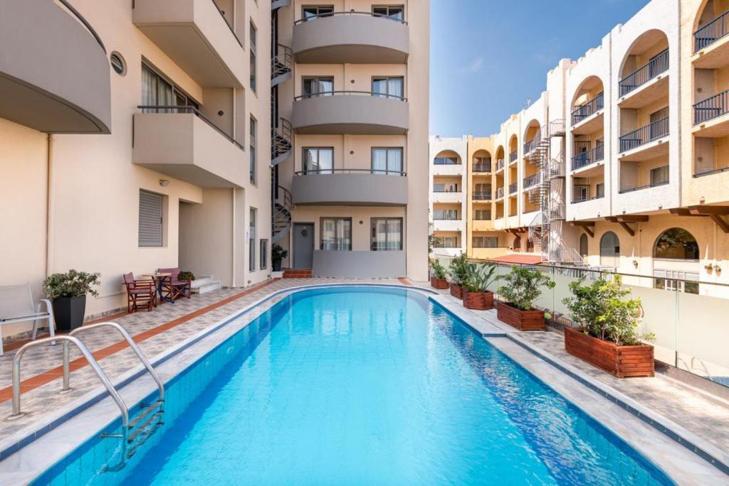 Icarus Suites & Apartments By "Lefkoniko" Rethymno Exteriör bild