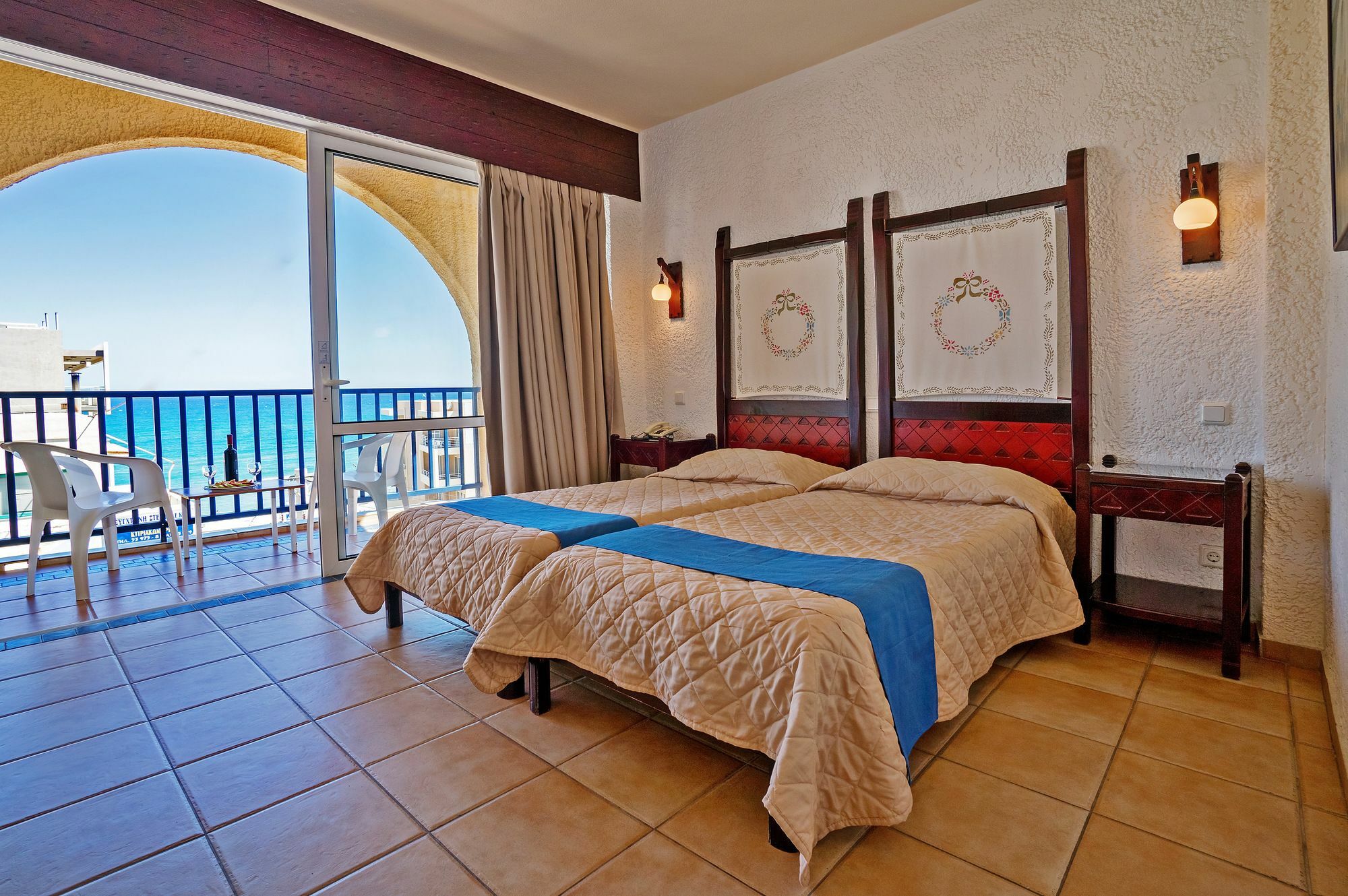 Icarus Suites & Apartments By "Lefkoniko" Rethymno Exteriör bild